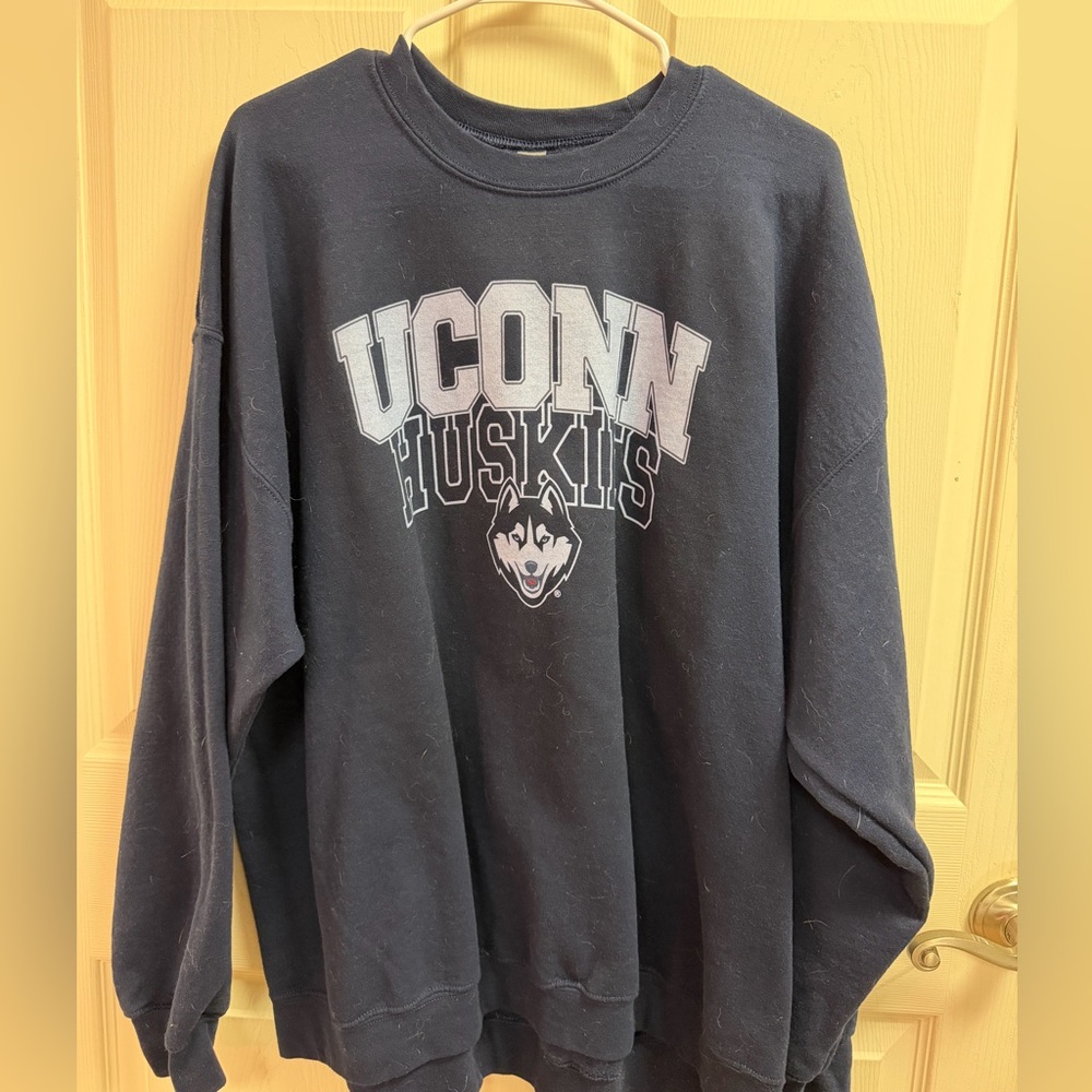 UCONN Sweatshirt